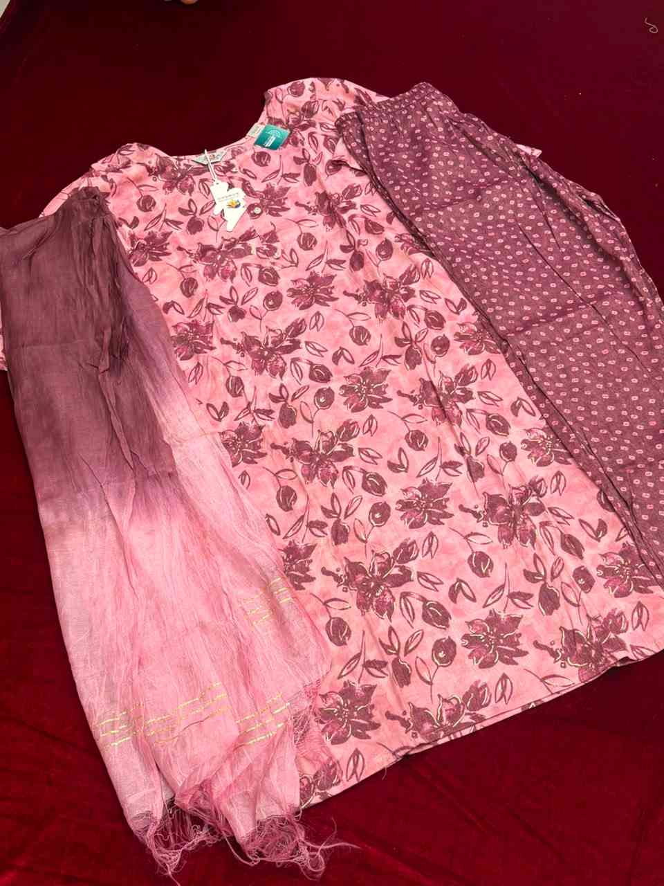 BLUSH PINK