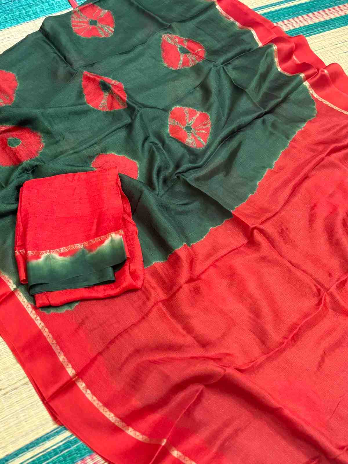 DarkGreen & Red