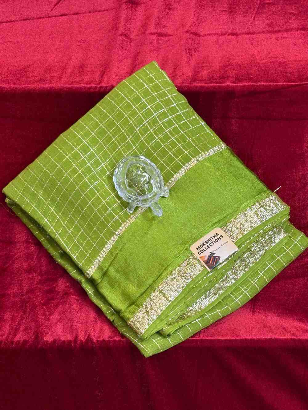 Parrot Green