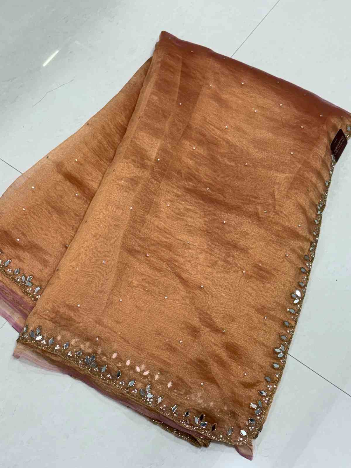 HO silks HW 1