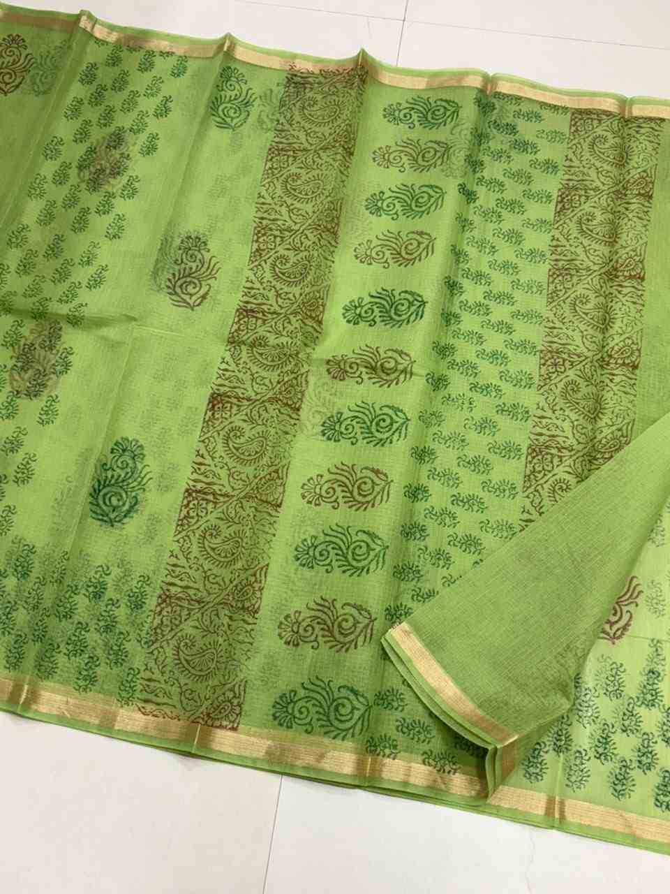 Parrot green 