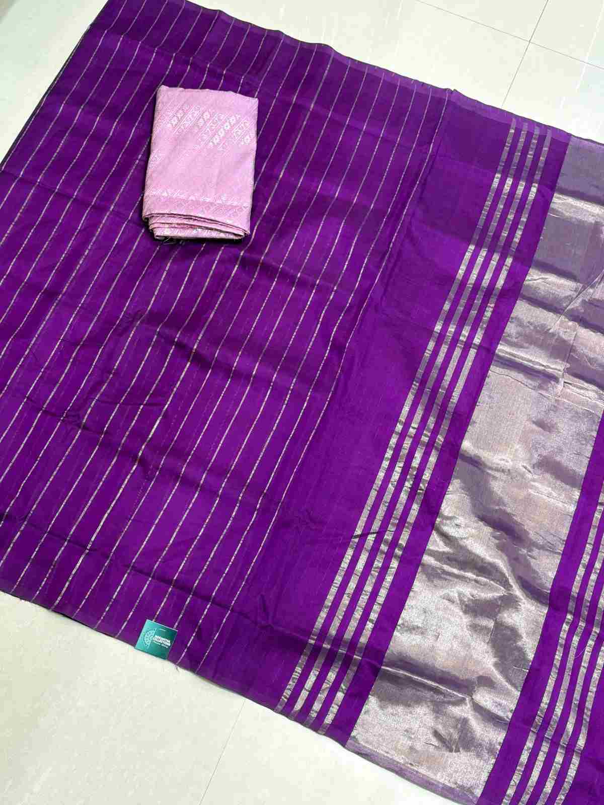 Paturi pattu with 